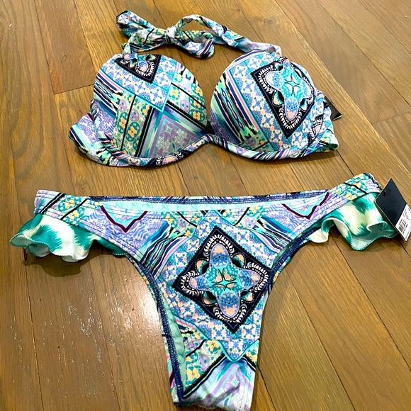 Victoria’s Secret push up halter 34B cheeky ruffle S paisley print bikini NWT - Picture 1 of 6